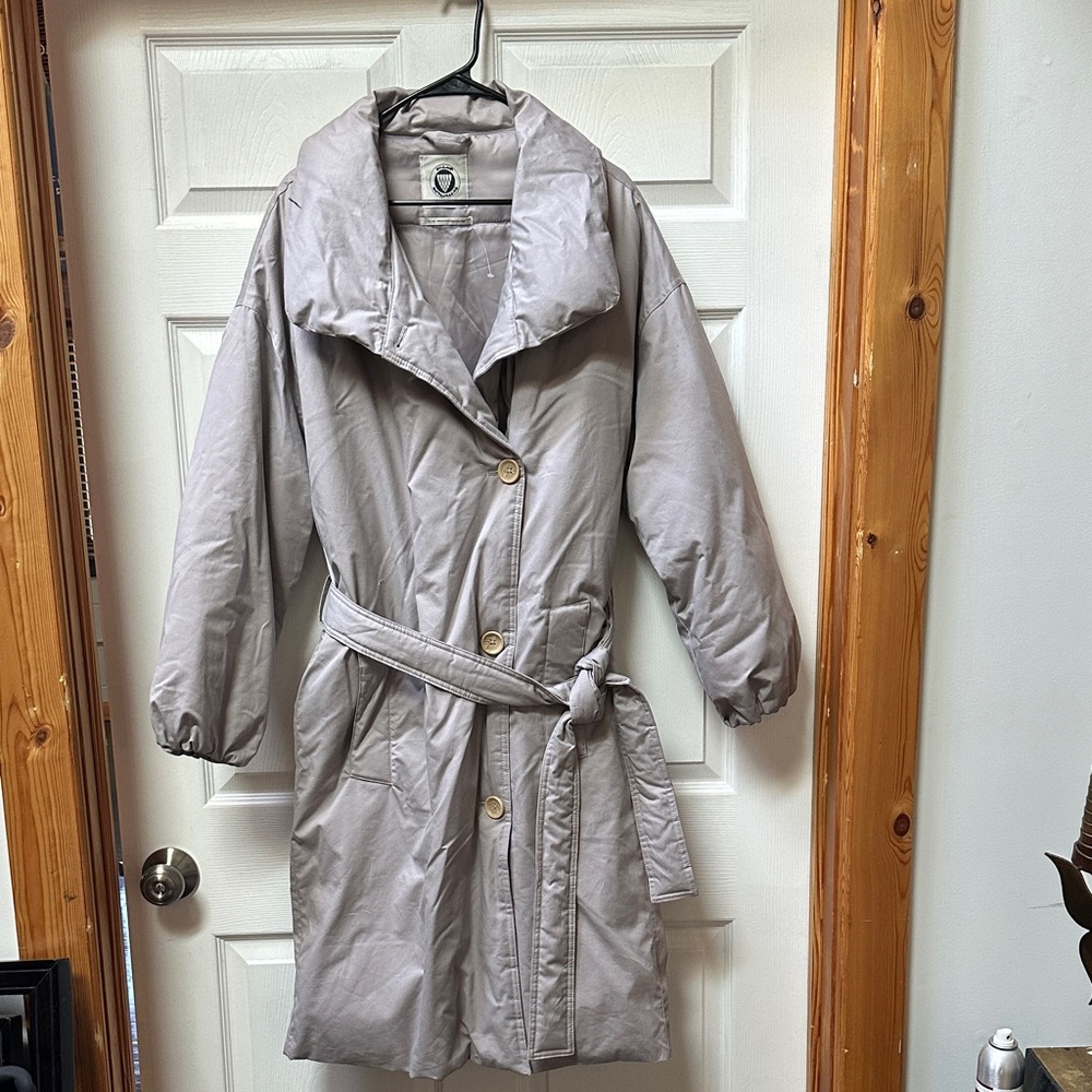 Urban Outfitters women Light Gray Trench puffer Coat size M